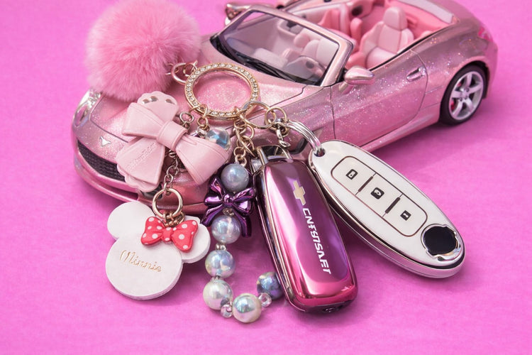 كفرات نسائية بصمات للسيارات