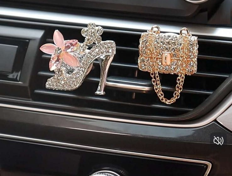 LAC 10 حذاء وحقيبه دكت هواء